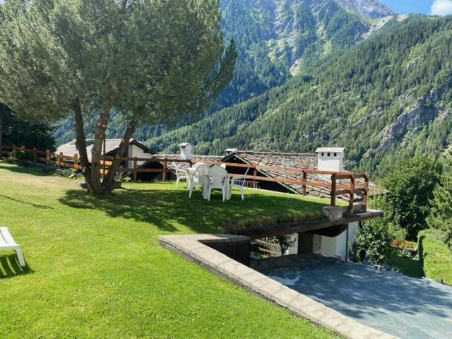 Hotel Triolet Courmayeur Exterior foto