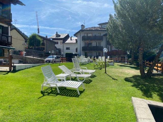 Hotel Triolet Courmayeur Exterior foto