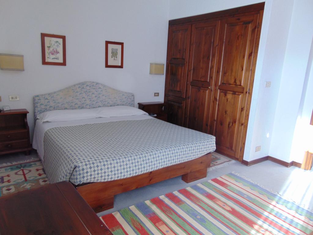 Hotel Triolet Courmayeur Exterior foto