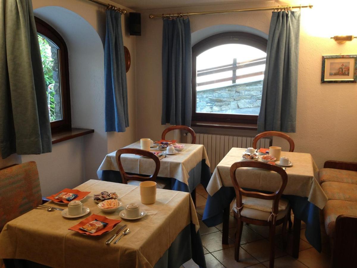Hotel Triolet Courmayeur Exterior foto